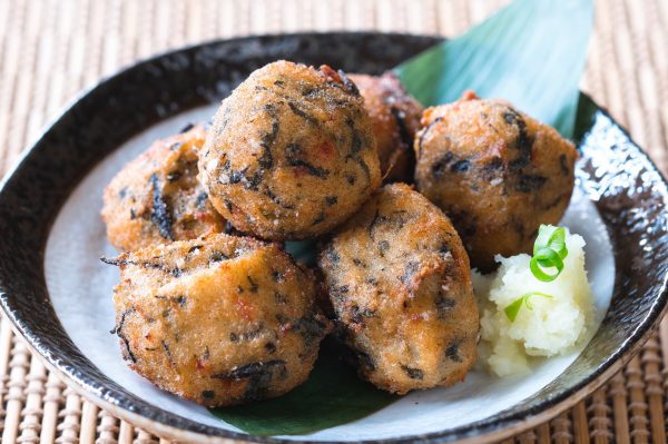 生わかめのコロコロさつま揚げ