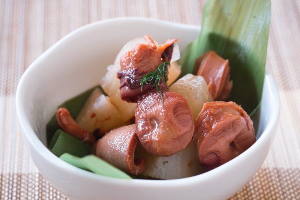 大根と梅とたこのやわらか煮